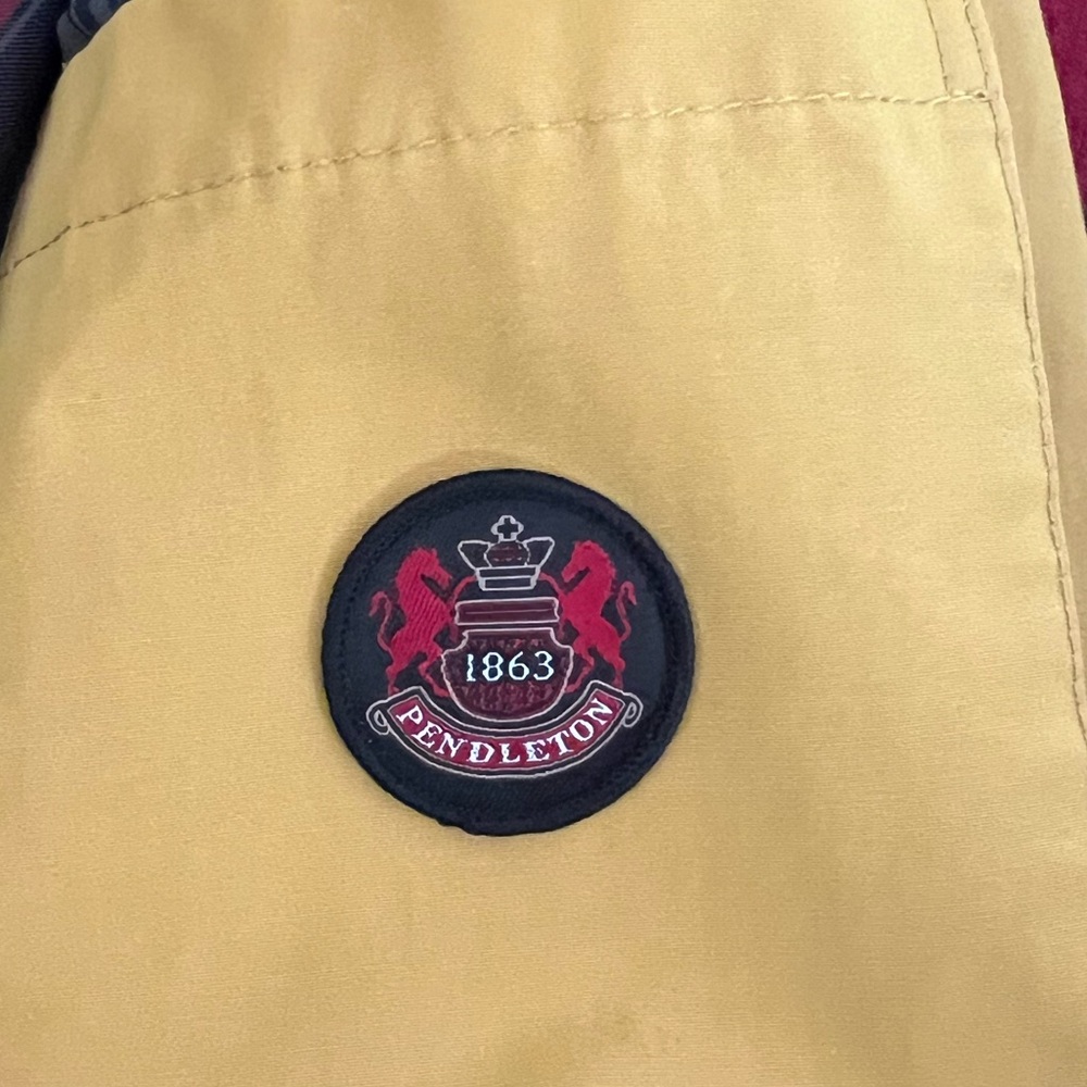 Women’s Pendleton Rain Jacket - S - image 4